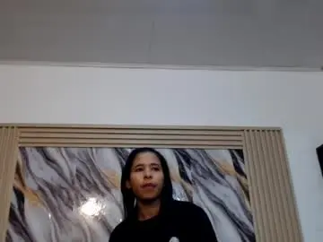 Samantha_fox_squirt  live sex cam