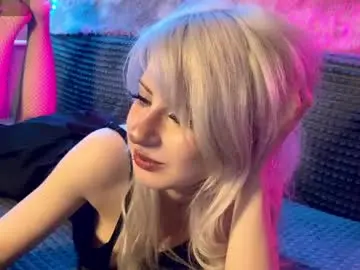 Snowy_alice  live sex cam