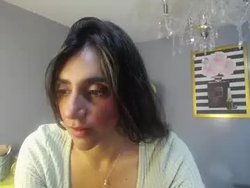 Agatha_brooks_t  live sex cam