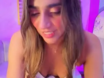 Agatha_brooks_t  live sex cam