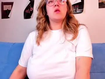 Bella_quiinnnn  live sex cam