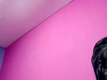 Coral_whore18  live sex cam