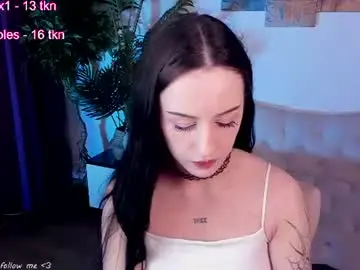 Coy_emo_princess  live sex cam
