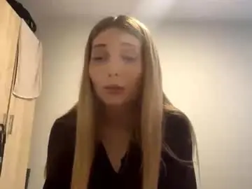 Eleonoramoah  live sex cam