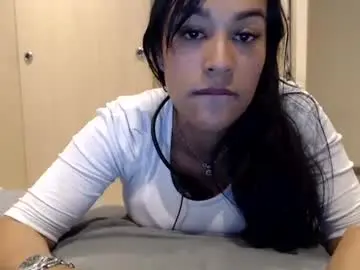 Kiiara_nalaa  live sex cam