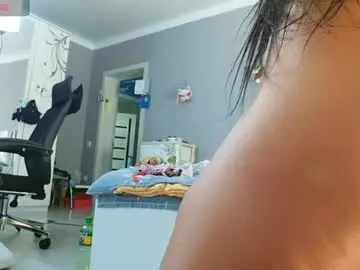 Missvalday  live sex cam