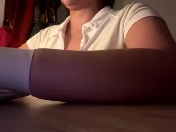 Mysteriousbaby18  live sex cam