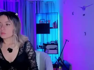 Nickywindsor  live sex cam