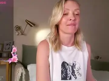 Ray_caster  live sex cam