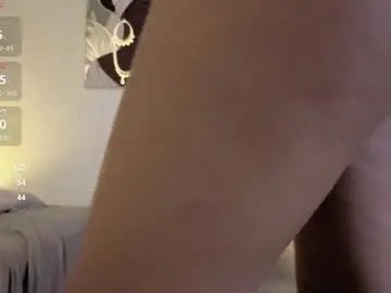 Sara_brown04  live sex cam