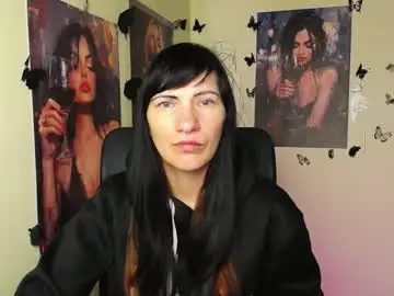 Wildsoul8  live sex cam