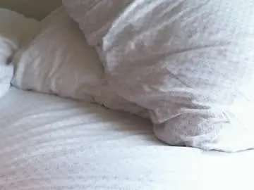 Winnieatplay  live sex cam