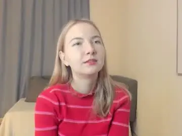 Yuricazel  live sex cam