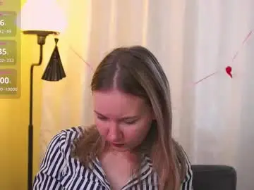 Yuricazel  live sex cam