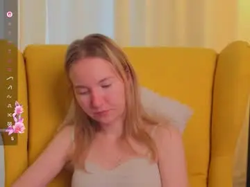 Yuricazel  live sex cam