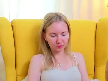 Yuricazel  live sex cam