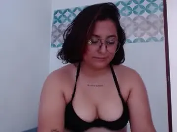 Aria_bronw  live sex cam