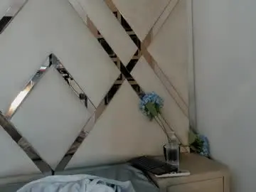 Ariht  live sex cam