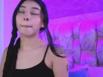 Chloe_bluee_  live sex cam