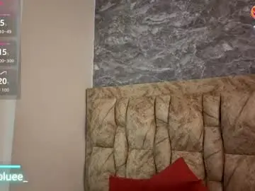 Chloe_bluee_  live sex cam