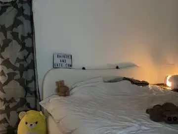 Emilyfawn  live sex cam