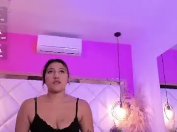 Marieee__  live sex cam
