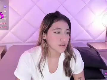 Marieee__  live sex cam
