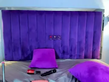 Miacamille  live sex cam