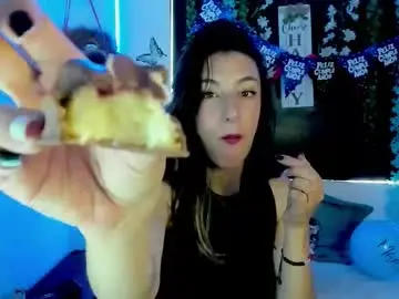 Queen_natttyy  live sex cam