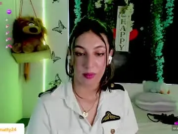 Queen_natttyy  live sex cam