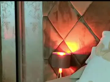 Boobsiemilaa  live sex cam