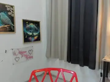 Callmeprettylj  live sex cam