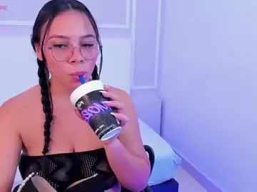 Candy_lux30  live sex cam