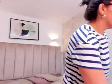 Clhoe_johnson_  live sex cam