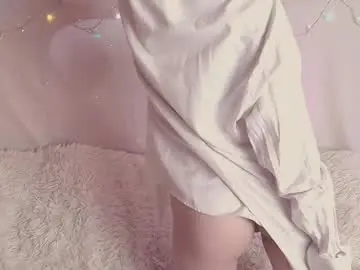 Eriro3e  live sex cam