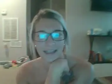 Goddessclaire11  live sex cam