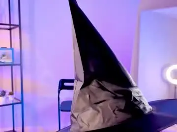 Kessence  live sex cam