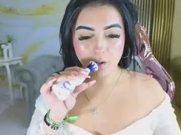 Luisa_1s  live sex cam