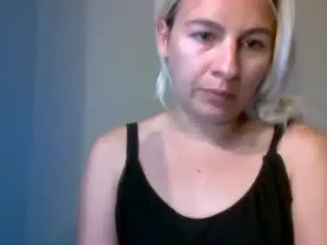 Prettybabypetite  live sex cam