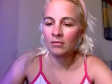 Prettybabypetite  live sex cam