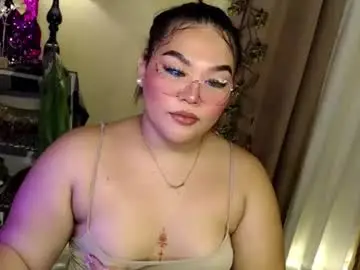 Seductivecurvesxxx  live sex cam