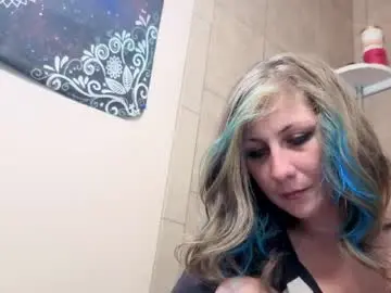 Shy_college_girl  live sex cam