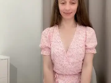 Shy_schoolgirl_  live sex cam