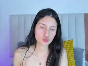 Soffy_hilltom  live sex cam