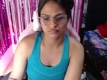 Sweetalmaa  live sex cam