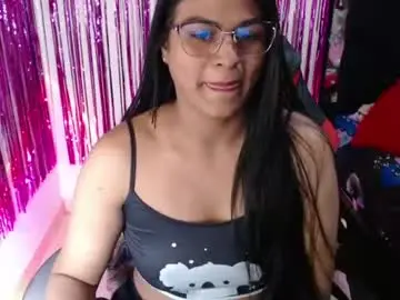Sweetalmaa  live sex cam