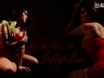 Ally_addams  live sex cam