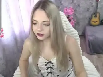 Astralil_original  live sex cam