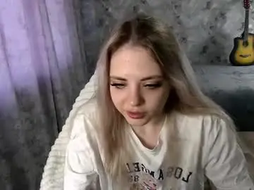 Astralil_original  live sex cam