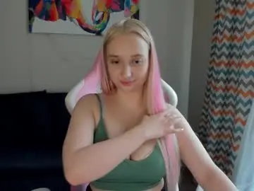 Cassie_rosss  live sex cam